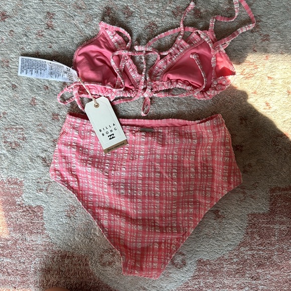 Billabong retro pink plaid/gingham high-waisted bikini set - Picture 2 of 4